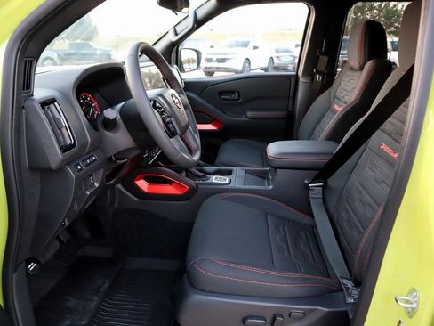 New 2026 Nissan Frontier PRO-4X w/ Pro-4x Convenience Package image 14