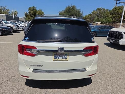 Used 2019 Honda Odyssey LX image 4