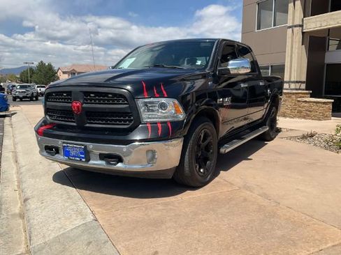 Used 2016 RAM 1500 Laramie w/ Convenience Group AWD/4WD image 4