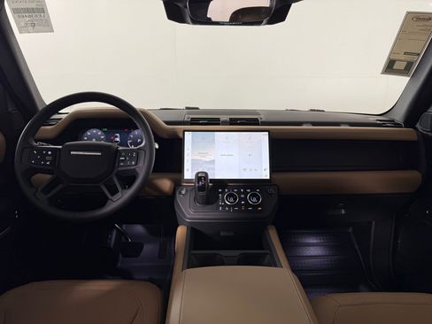 New 2026 Land Rover Defender 110 X-Dynamic SE AWD/4WD image 15