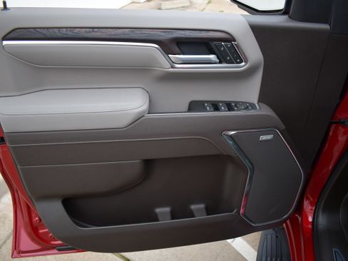 New 2026 GMC Sierra 1500 SLT w/ SLT Premium Plus Package image 14