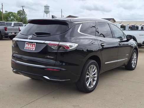 Used 2023 Buick Enclave Avenir w/ Avenir Technology Package image 6