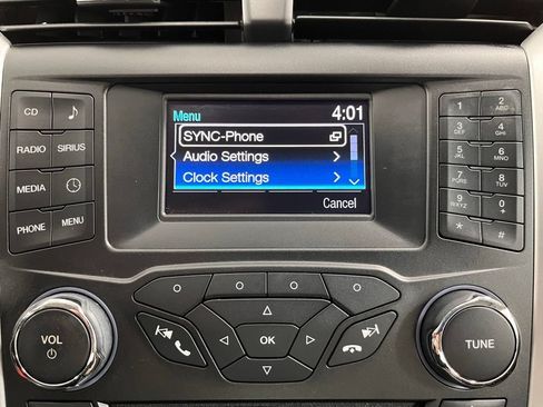 Used 2015 Ford Fusion SE w/ Equipment Group 201A FWD image 13