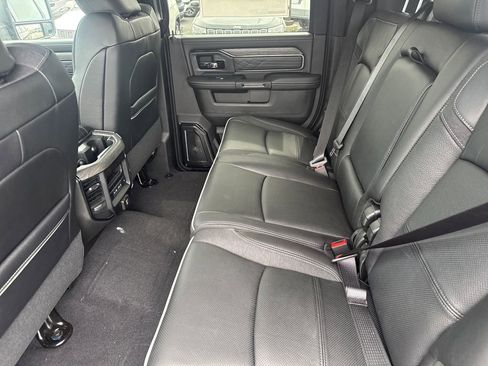New 2026 RAM 3500 Limited AWD/4WD image 42