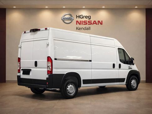 Used 2023 RAM ProMaster 2500 FWD image 4