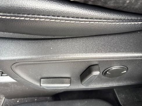 Certified 2022 Ford Escape SEL image 28