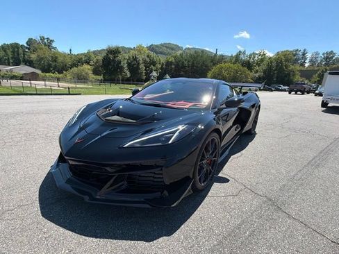 Used 2026 Chevrolet Corvette ZR1 w/ ZR1 Carbon Fiber Aero Package RWD image 33