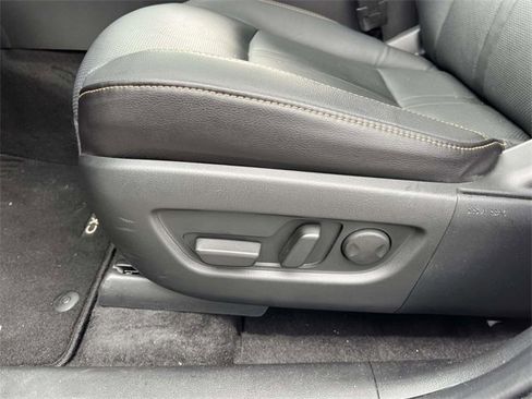 Certified 2025 MAZDA CX-90 3.3 Turbo w/ Preferred Package image 19