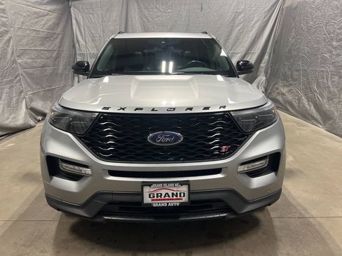Used 2020 Ford Explorer ST w/ ST Street Pack AWD/4WD image 2