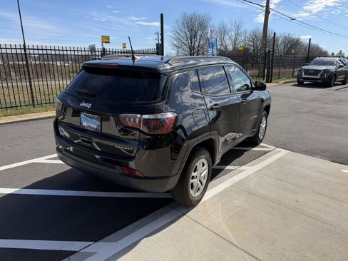 Used 2018 Jeep Compass Sport w/ Tech Group image 6
