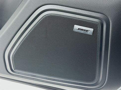 New 2026 Porsche Macan S image 12