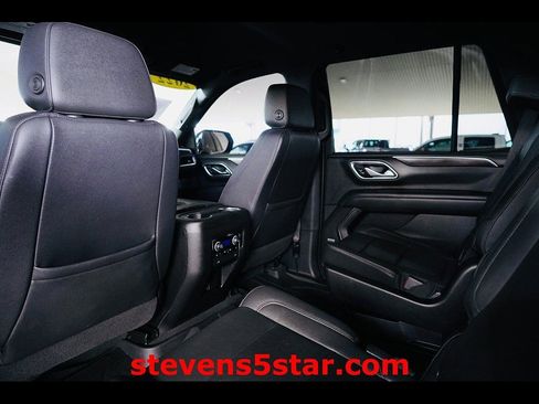 Used 2022 Chevrolet Tahoe LT w/ Luxury Package RWD image 6
