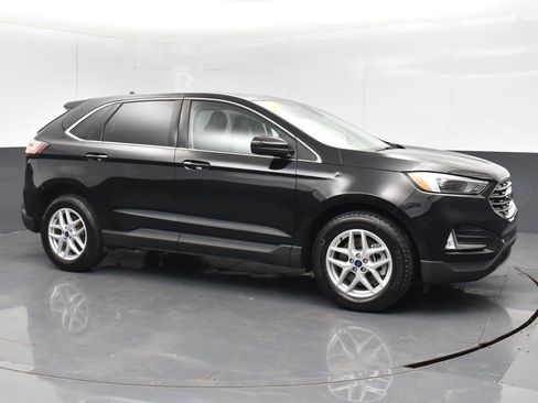 Used 2022 Ford Edge SEL w/ Convenience Package image 3