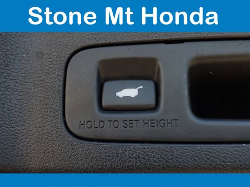 Used 2022 Honda CR-V Touring image 11