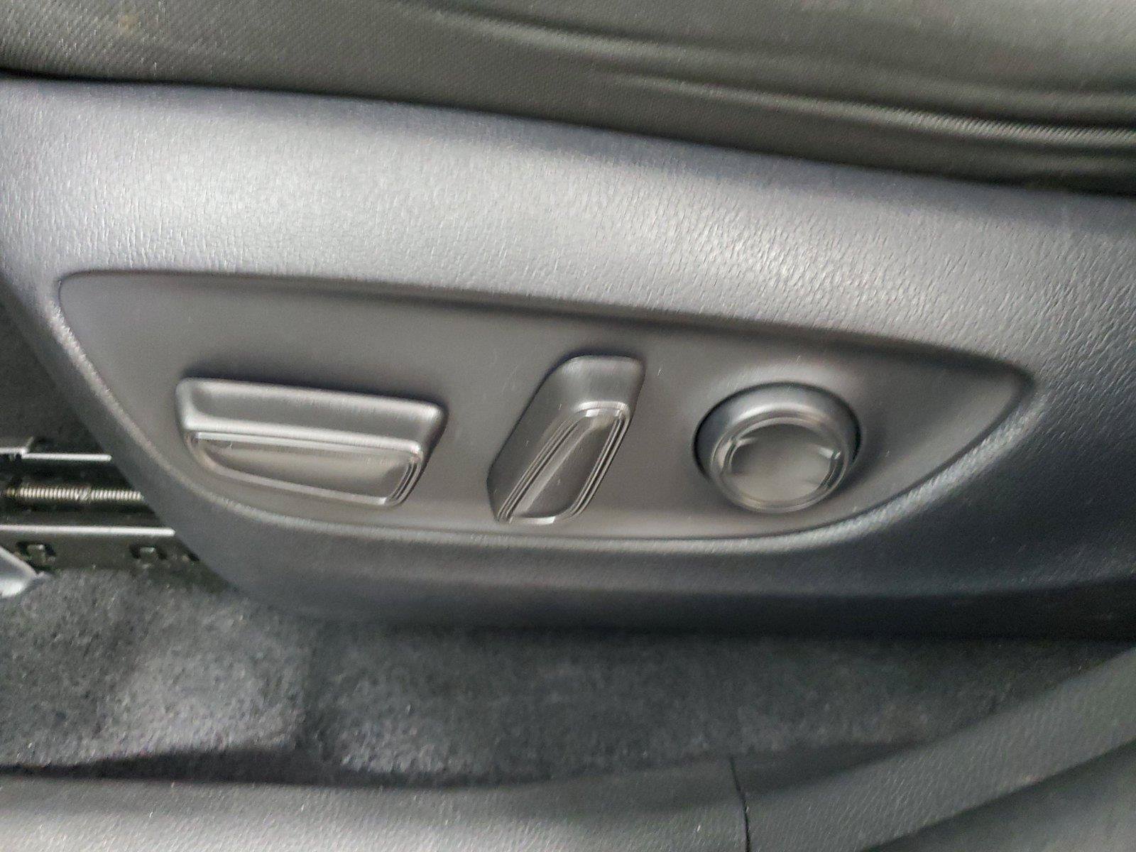 Used 2025 Toyota RAV4 XLE FWD image 20