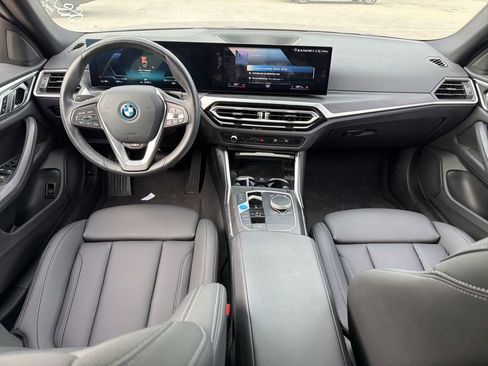Used 2023 BMW i4 eDrive40 w/ Premium Package image 9
