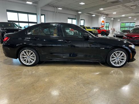 Used 2023 BMW 330e w/ Premium Package image 7