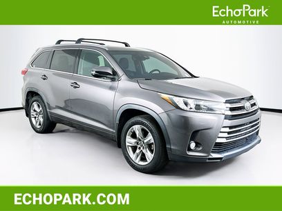Used 2018 Toyota Highlander Limited w/ Carpet Mat Package (TMS)