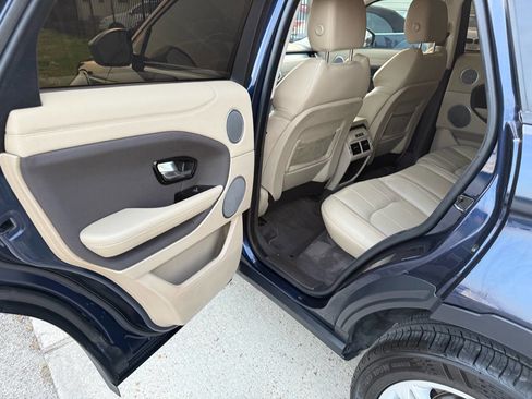 Used 2016 Land Rover Range Rover Evoque SE Premium image 14