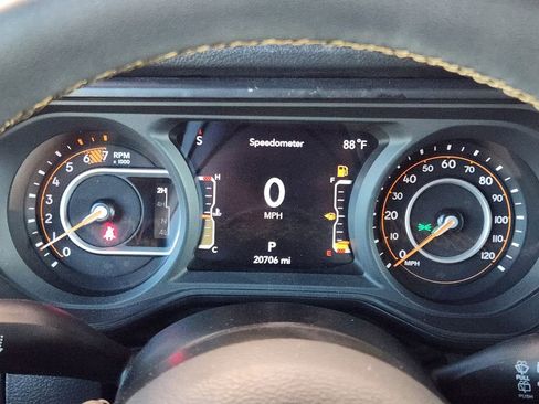 Used 2024 Jeep Wrangler Sport S image 15