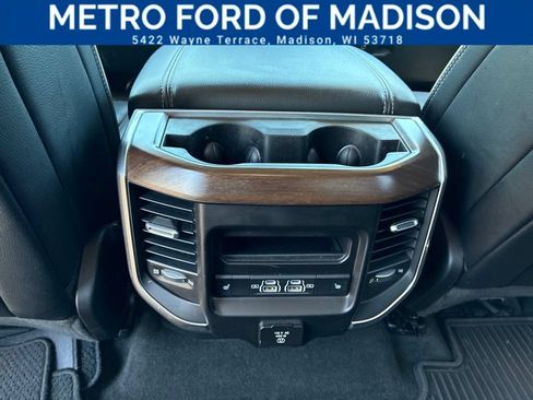 Used 2021 RAM 1500 Laramie AWD/4WD image 19