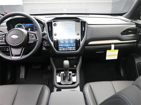 New 2025 Subaru Forester Limited image 9