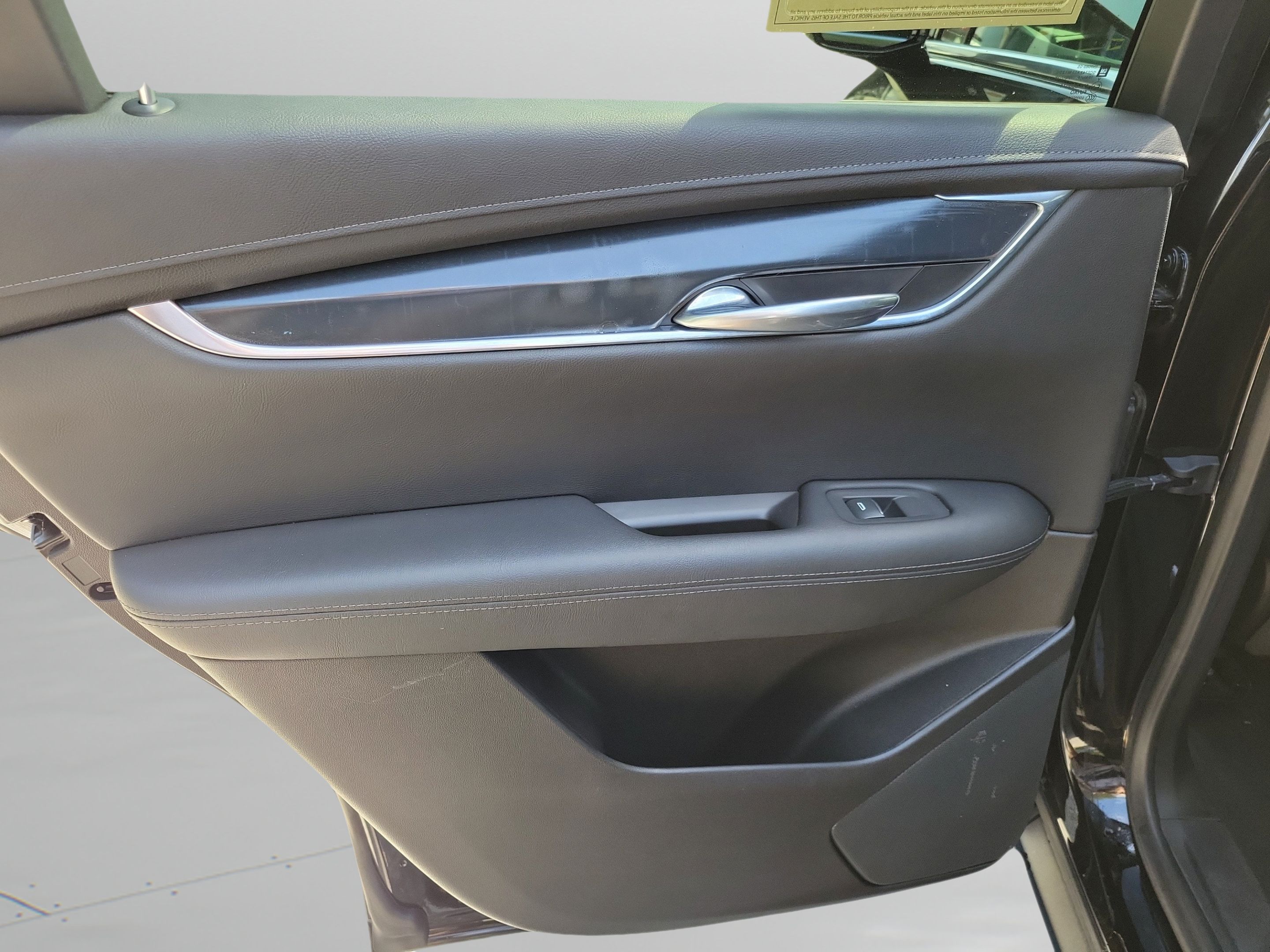 Used 2020 Cadillac XT5 Luxury FWD image 6
