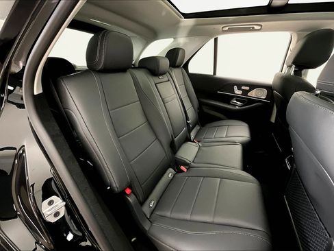 New 2026 Mercedes-Benz GLE 450 4MATIC image 16