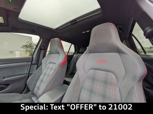 Used 2024 Volkswagen GTI SE image 22