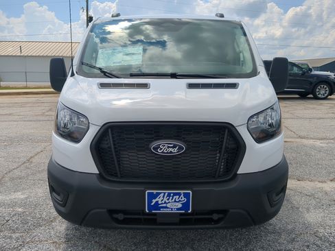 New 2026 Ford Transit 150 Low Roof RWD image 7