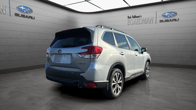 Used 2022 Subaru Forester Limited AWD/4WD image 5