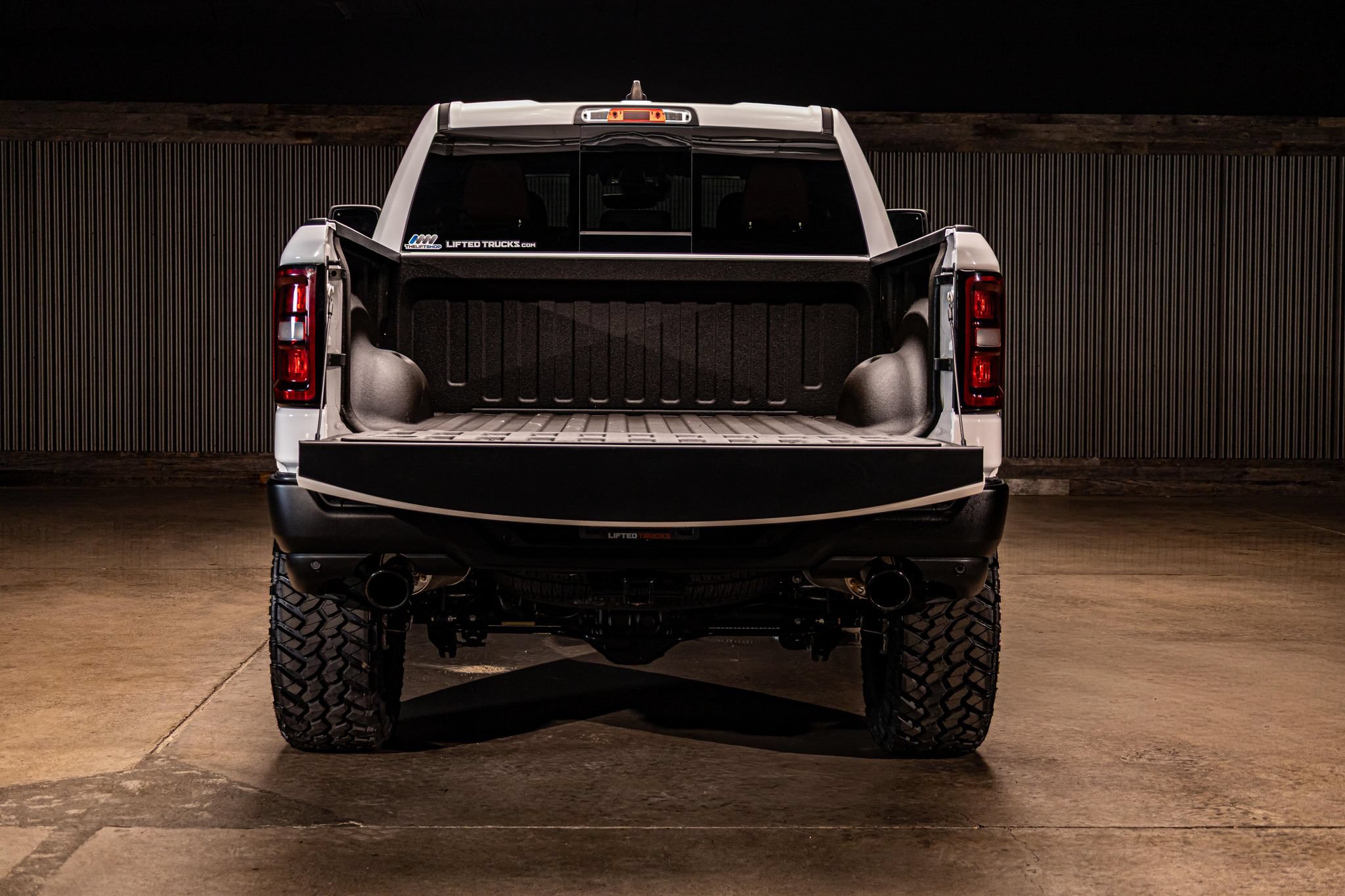 Used 2025 RAM 1500 Rebel w/ Rebel Level 2 Equipment Group AWD/4WD image 9