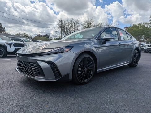 New 2026 Toyota Camry SE FWD image 8