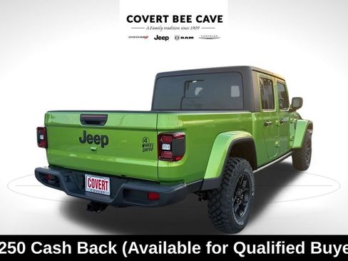 New 2025 Jeep Gladiator Willys image 10