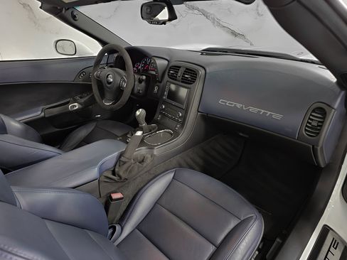 Used 2013 Chevrolet Corvette 427 w/ 1SC Preferred Equipment Group image 19