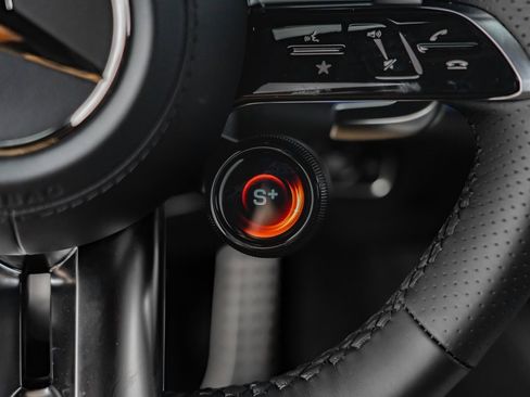 New 2026 Mercedes-Benz GLE 53 AMG 4MATIC image 12