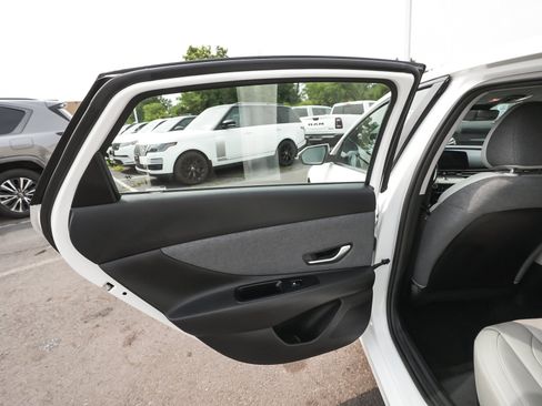 Used 2023 Hyundai Elantra Limited w/ Cargo Package FWD image 13