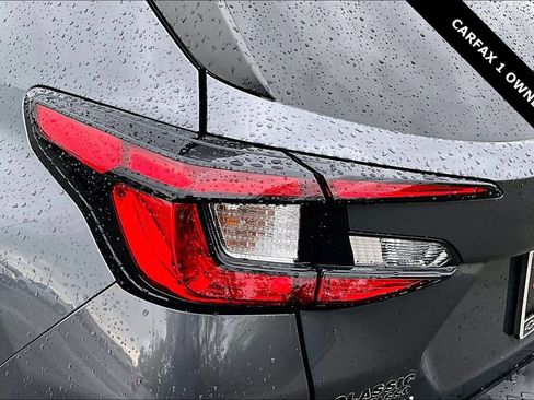 Used 2024 Subaru Crosstrek 2.0i Premium AWD/4WD image 22