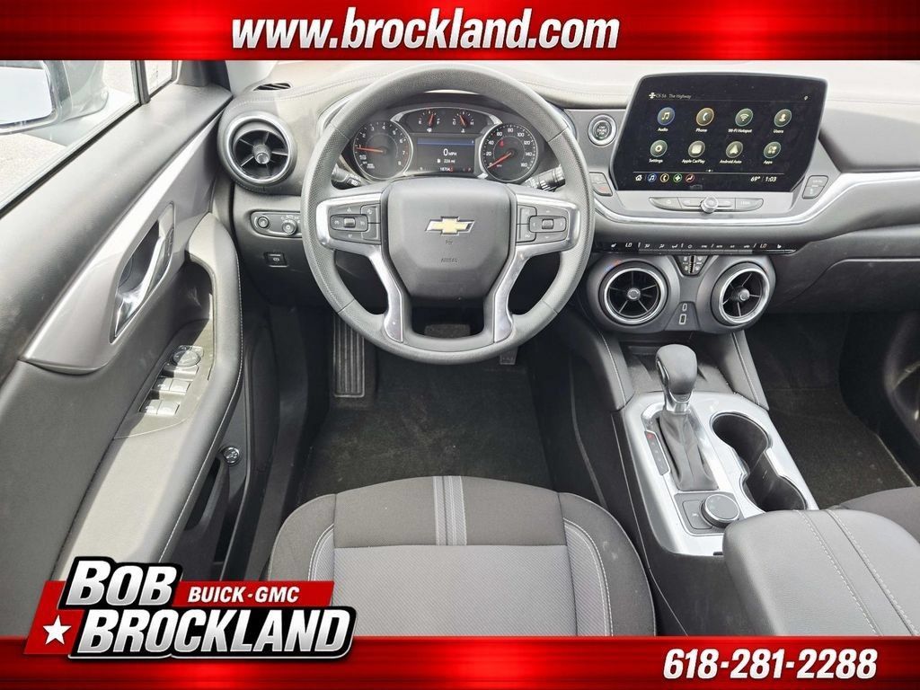 Used 2024 Chevrolet Blazer LT w/ Convenience Package FWD image 10