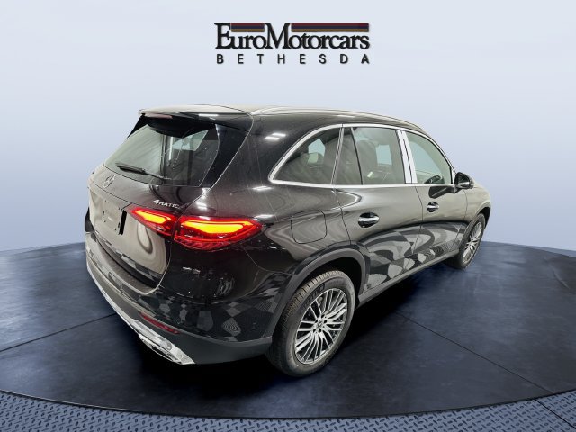 New 2027 Mercedes-Benz GLC 300 4MATIC image 3