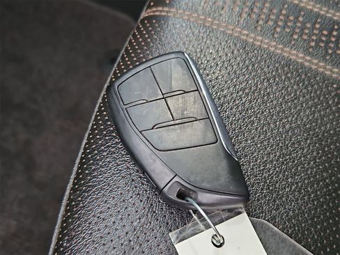 Used 2024 Chevrolet Silverado 2500 High Country w/ High Country Premium Package image 38