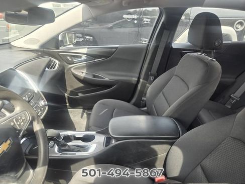 Used 2022 Chevrolet Malibu LS w/ Driver Confidence Package II FWD image 2