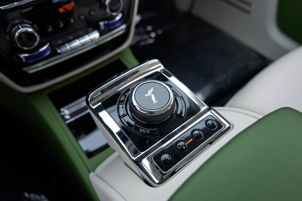 Used 2026 Rolls-Royce Phantom Extended Wheelbase RWD image 90