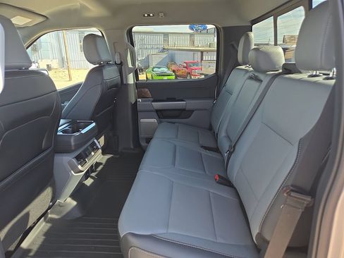 Used 2023 Ford F150 Lariat AWD/4WD image 17