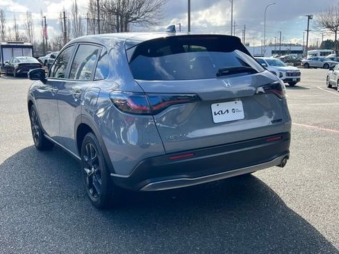 Used 2025 Honda HR-V Sport image 7