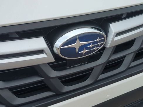 Used 2022 Subaru Crosstrek 2.0i Premium w/ Moonroof Package AWD/4WD image 11
