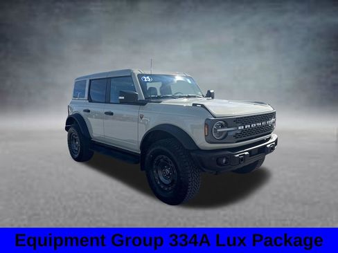 Used 2025 Ford Bronco Badlands AWD/4WD image 4