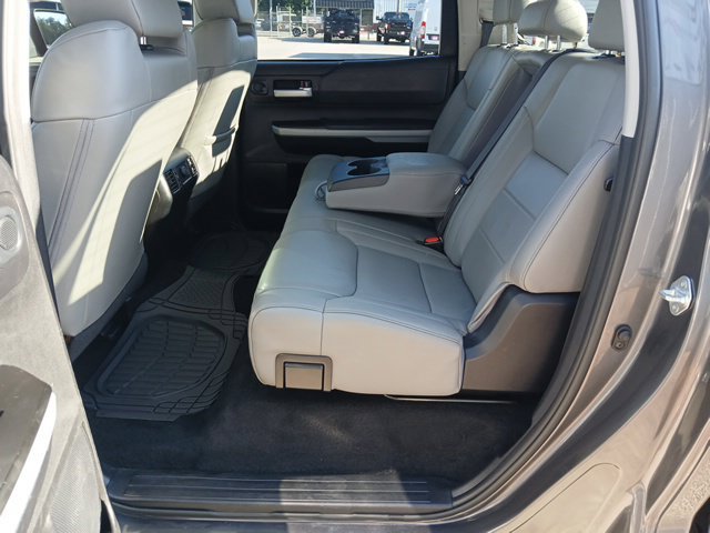 Used 2021 Toyota Tundra SR5 w/ SR5 Leather Package AWD/4WD image 17