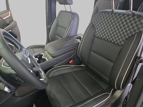New 2025 GMC Acadia Denali w/ LPO, All-Weather Package FWD image 20
