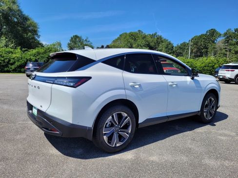 New 2025 Nissan Murano SL w/ Cargo Package AWD/4WD image 10